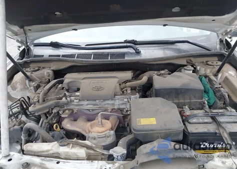 2013 Toyota Camry Se z USA, uszkodzony, nr VIN 4T1BF1FK0DU688890